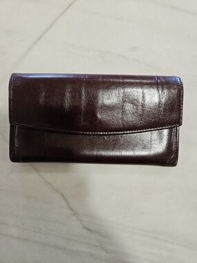 Day-Timer Genuine Leather Wallet - Deep Burgandy Patent Finish